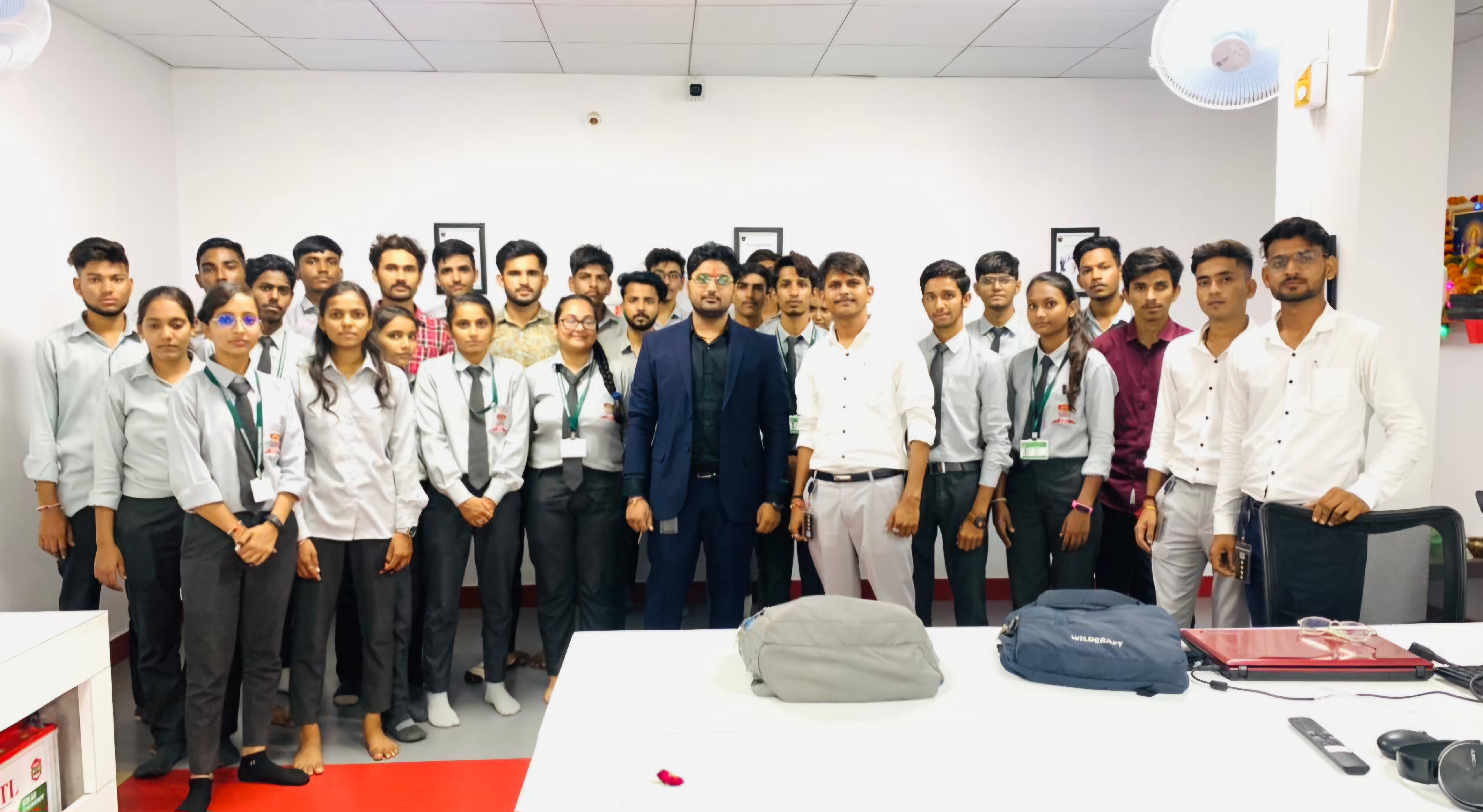 आत्मनिर्भर gallery